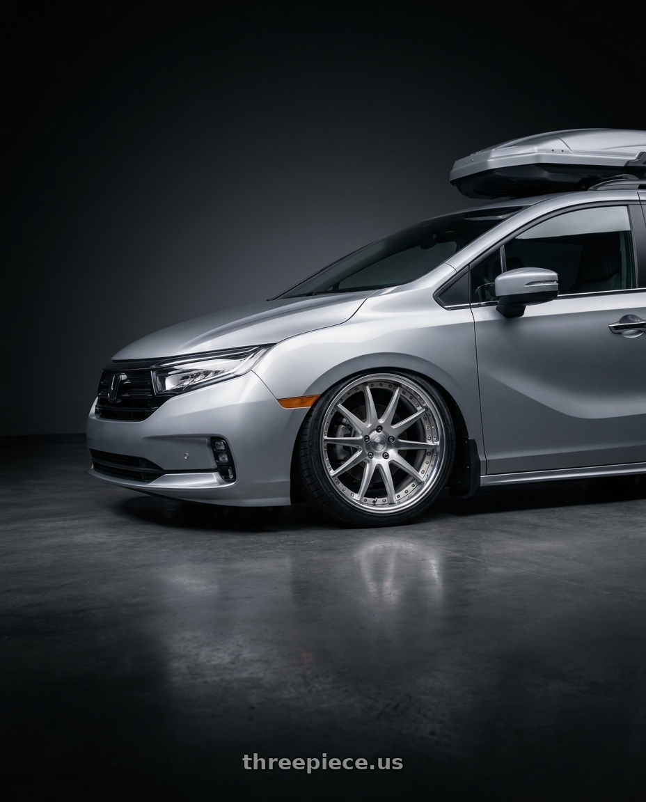 2024 Honda Odyssey with Work Gnosis Cvs 5x120 20x8+45 H Disk Composite Buffed And Brushed wheels