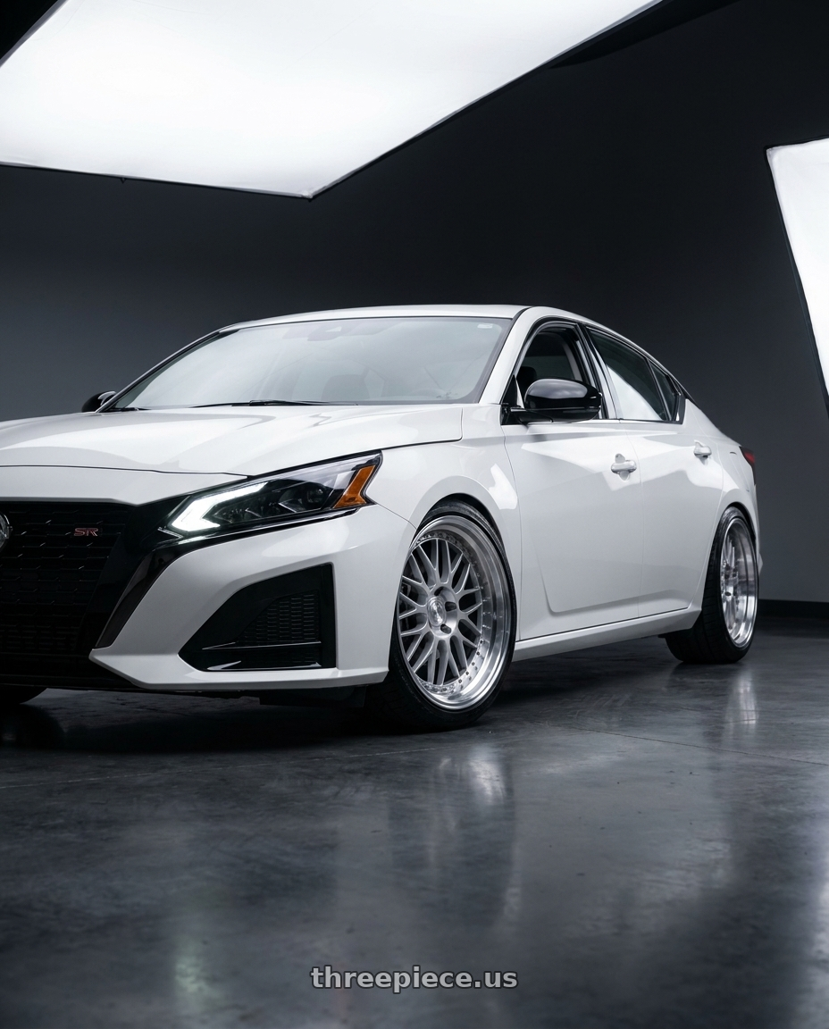 2025 Nissan Altima sr white with Aodhan AH02 5x114.3 19x9.5+22 Silver w/ Machined Lip wheels
