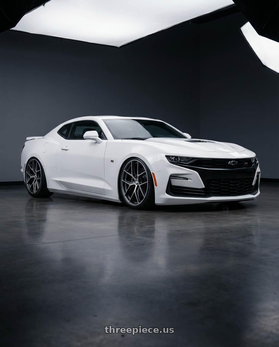 2022 Chevrolet Camaro with BBS CC-R 5x120 20x8.5+32 Graphite w/ Diamond Cut Face wheels