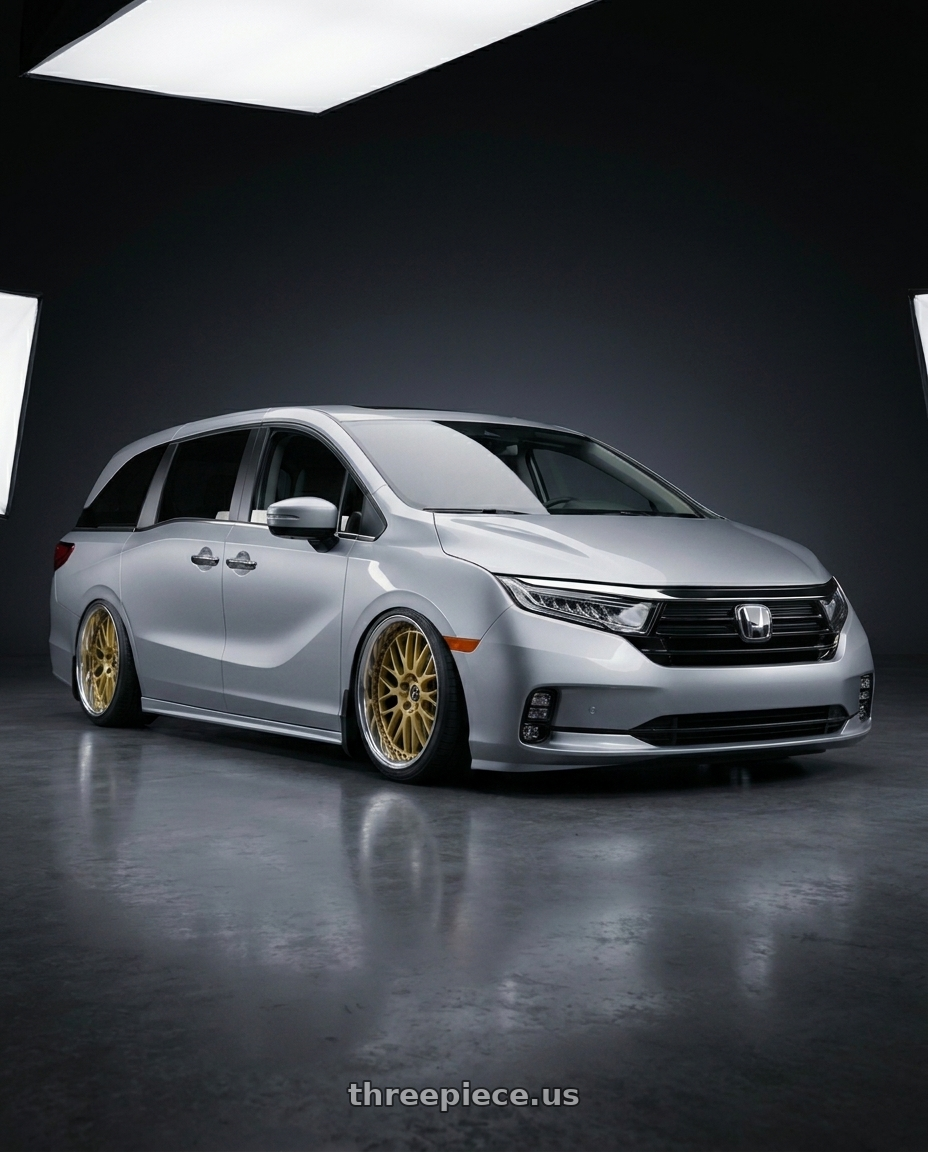 2024 Honda Odyssey  with Work Vs-Xx 5x120 20x8+37 A Disk Gold wheels