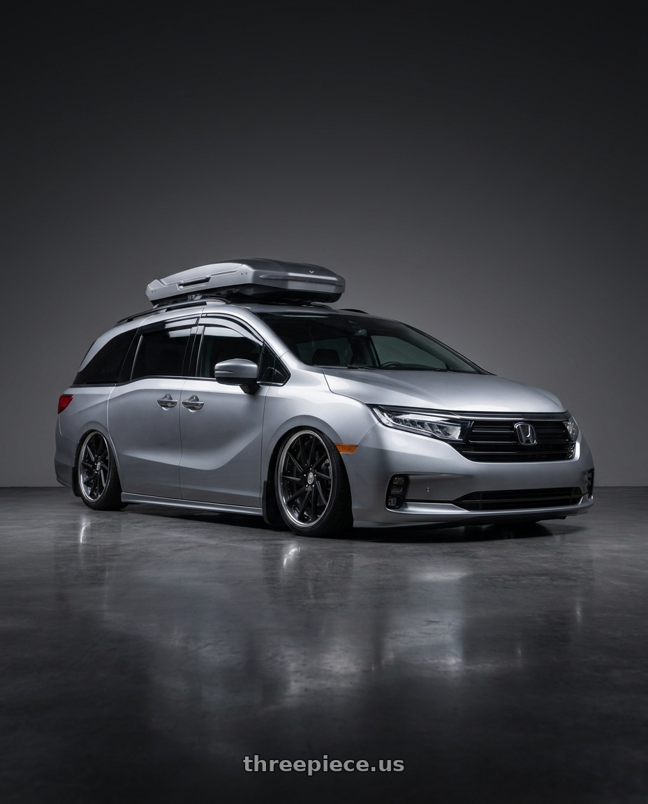 2024 Honda Odyssey with Work Gnosis Cvs 5x120 21x8.5+45 O Disk Matte Black wheels