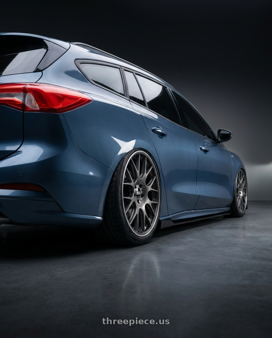 2023 focus wagon mk4.5 Blue Metallic with BBS CH-RII 5x112 21x9.5 +33 Satin Platinum Center Blk Lip w/Etching SS Rim Prot wheels rear three quarter view slight stretch tires