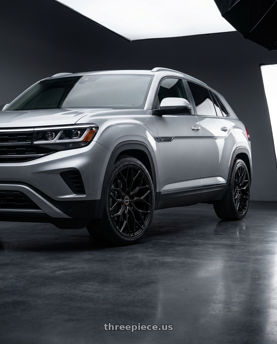 2021 vw atlas cross sport with VOSSEN HF6-3 6X139.7 22x9.5 +20 GLOSS BLACK wheels