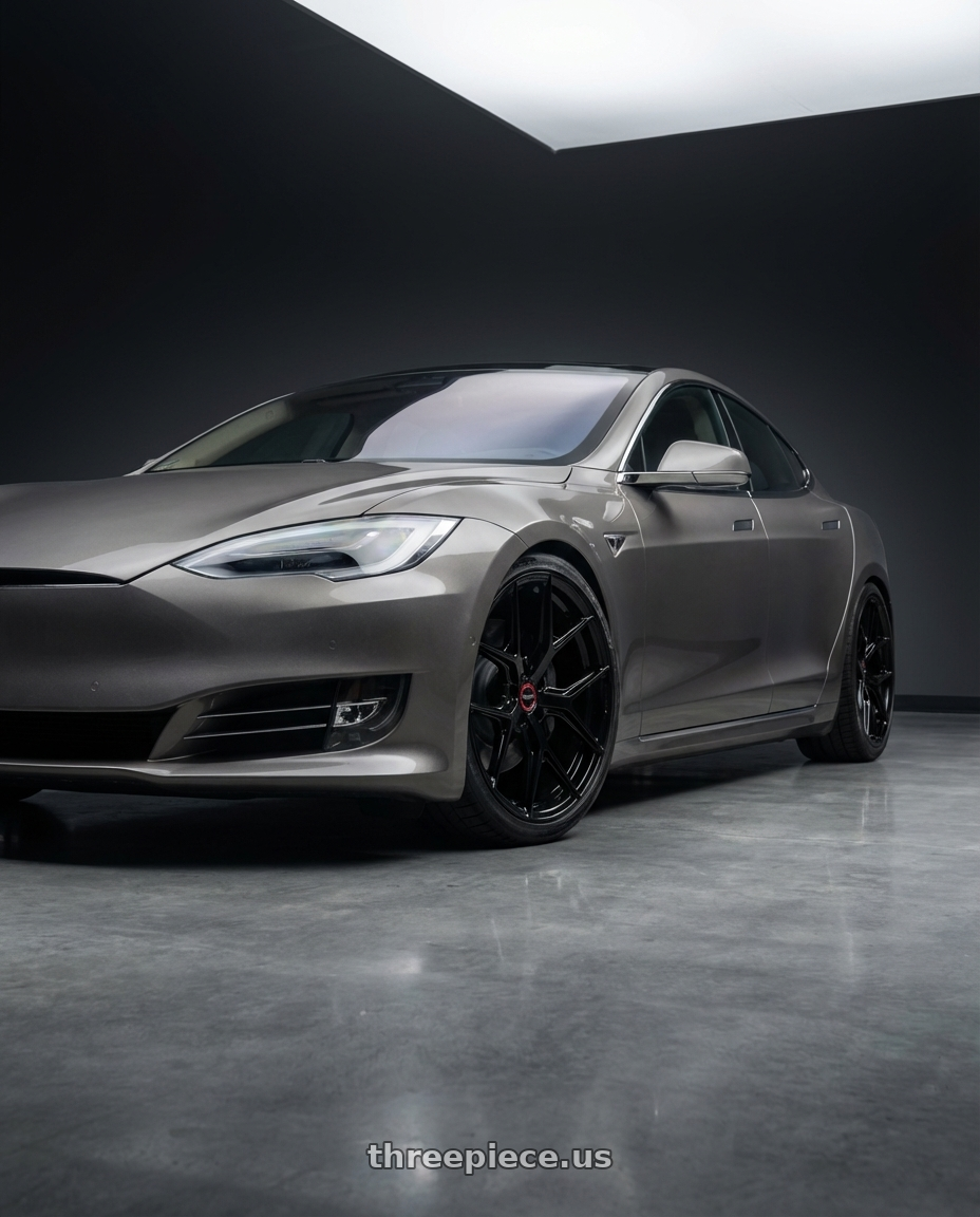 2018 Tesla Model S with Vossen HF-5 21x12 / 5x120 / ET52 / Deep Face / 72.56 - Gloss Black Wheel - HF5-1B36 wheels