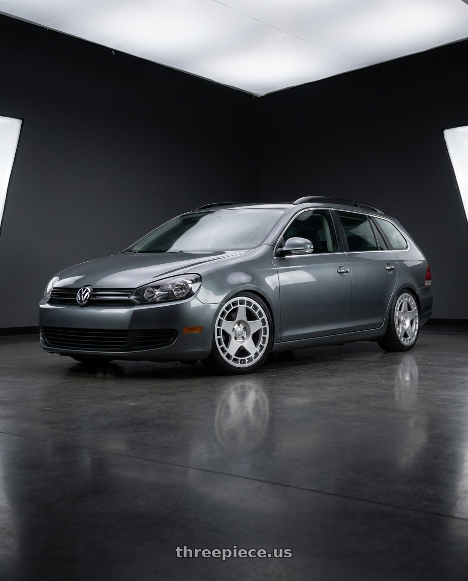 2013 golf Sportwagen  with fifteen52 TURBOMAC 5x112 17X7.5 +40 SPEED SILVER (GLOSS SILVER) wheels